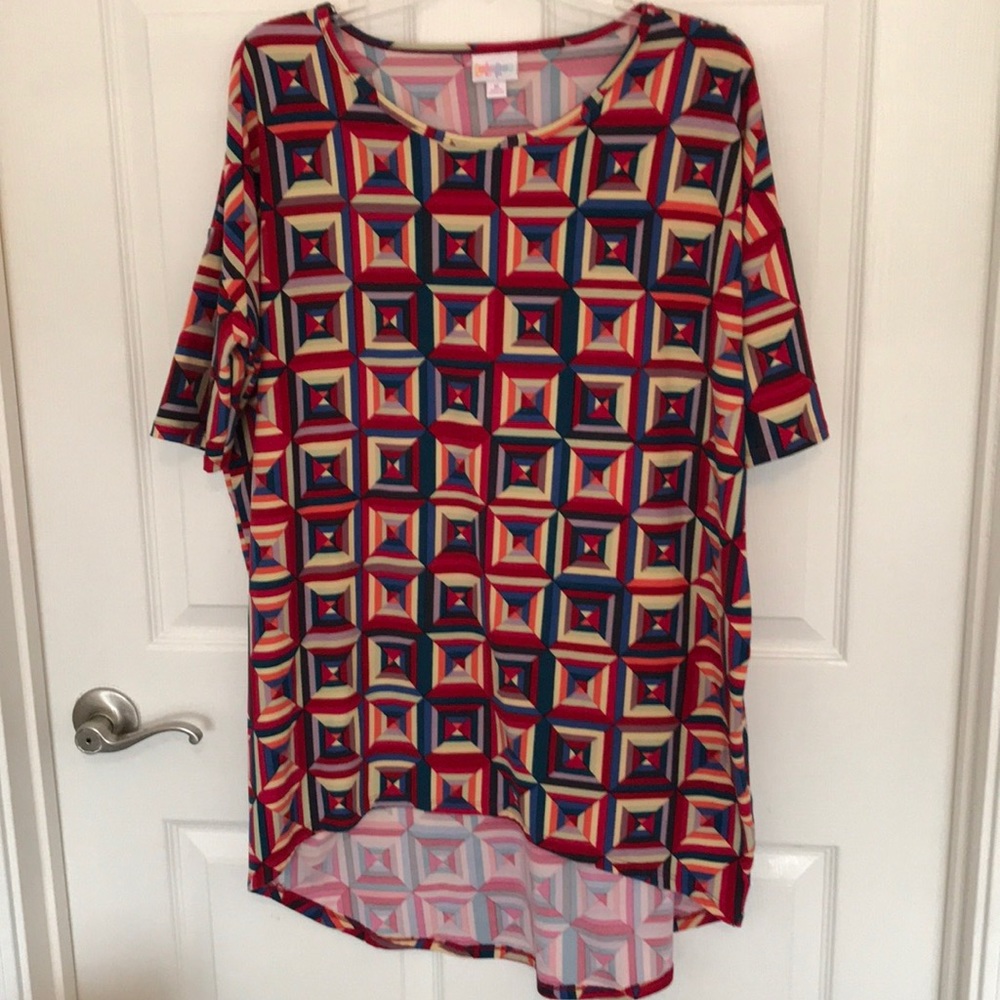 ❤️ 3 for $15 - LuLaRoe Shirt